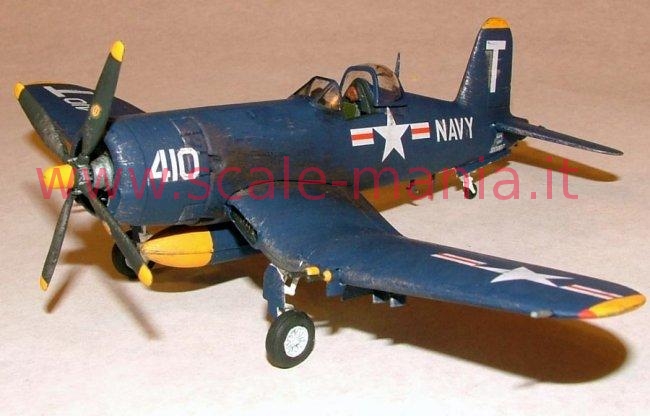 Vought F4U-5 Corsair kit in scala 1:72 by Revell