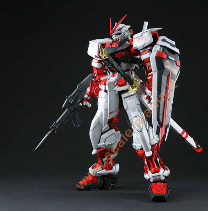 MBF-P02 Gundam Astray Red Frame in scala 1:60 PG by Bandai