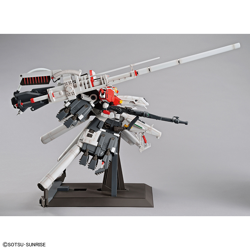 PLAN303E Deep Striker MSA-0011[BST] scala 1:100 serie MG by Bandai