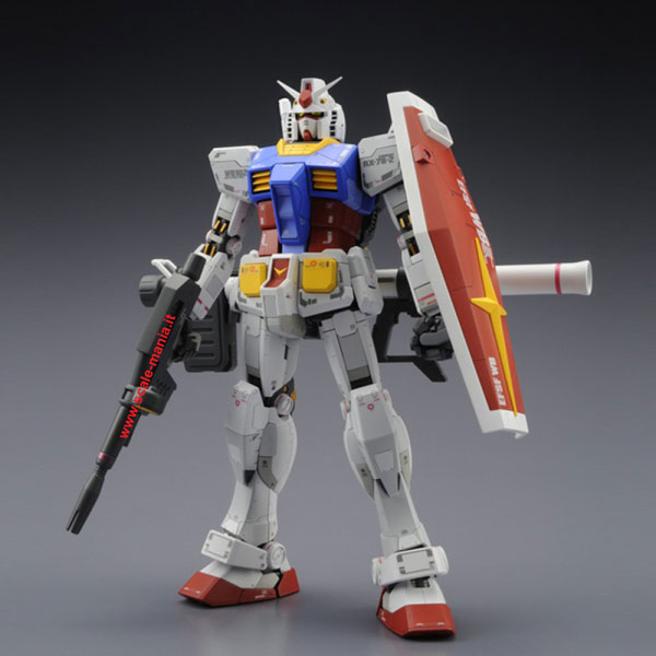 RX-78-2 Gundam Ver.3.0 scala 1:100 serie Master Grade kit Bandai