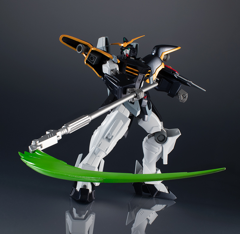 XXXG-010 Gundam Deathscythe action figure scala 1:144 by Bandai