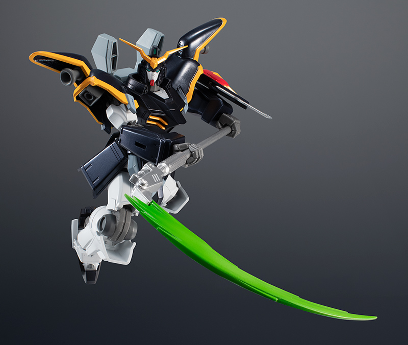 XXXG-010 Gundam Deathscythe action figure scala 1:144 by Bandai