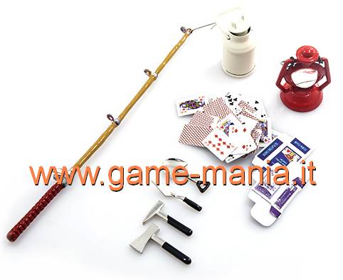 Set accessori campeggio 1 carte poker-canna da pesca-lampada olio-ecc by Yeah R.